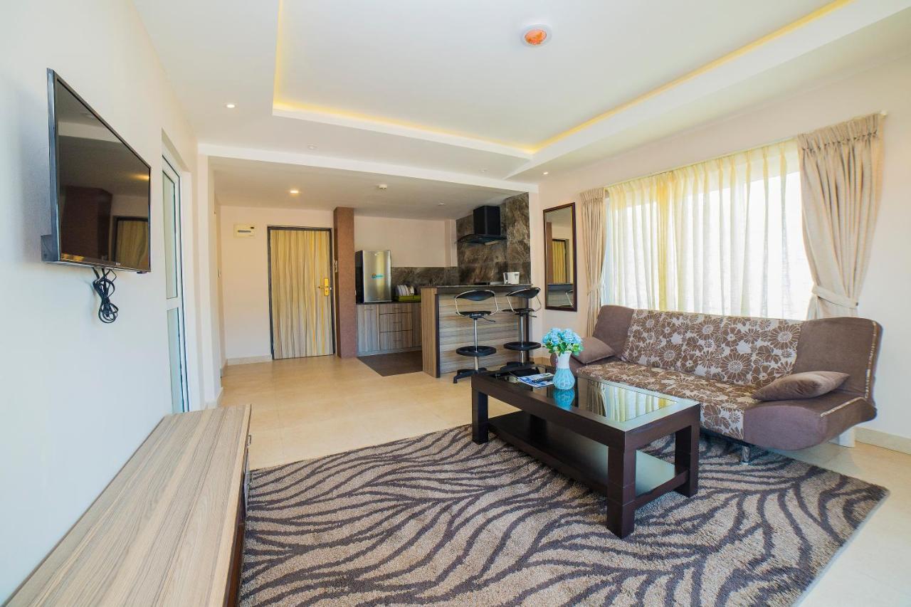 Hotel White Himal Похара Екстериор снимка